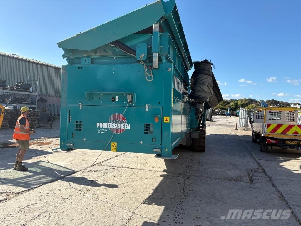 Powersceen 2100X Cribles mobile