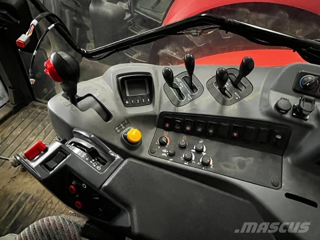 Kubota M 6-141 Tracteur