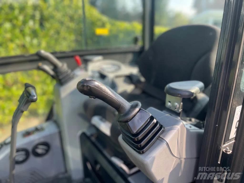 Bobcat E19 Mini pelle < 7t