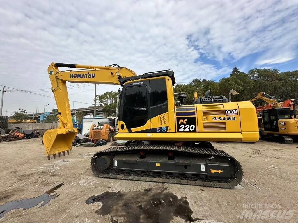 Komatsu PC 220 Pelle sur chenilles