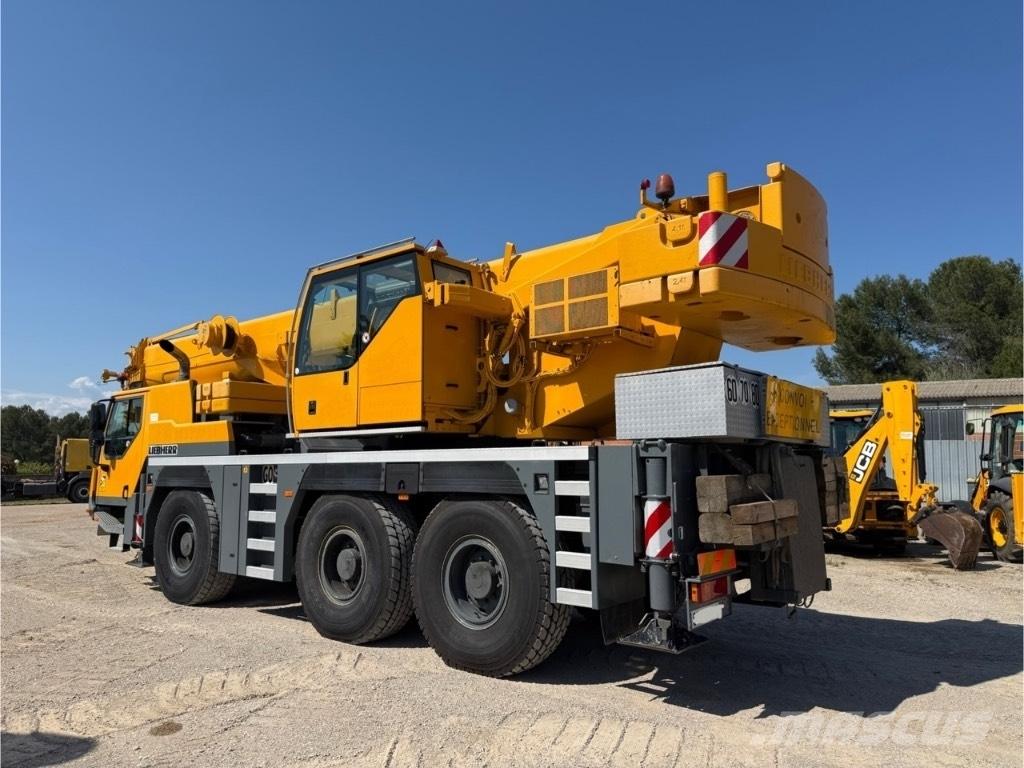 Liebherr LTM 1055 Grues mobiles