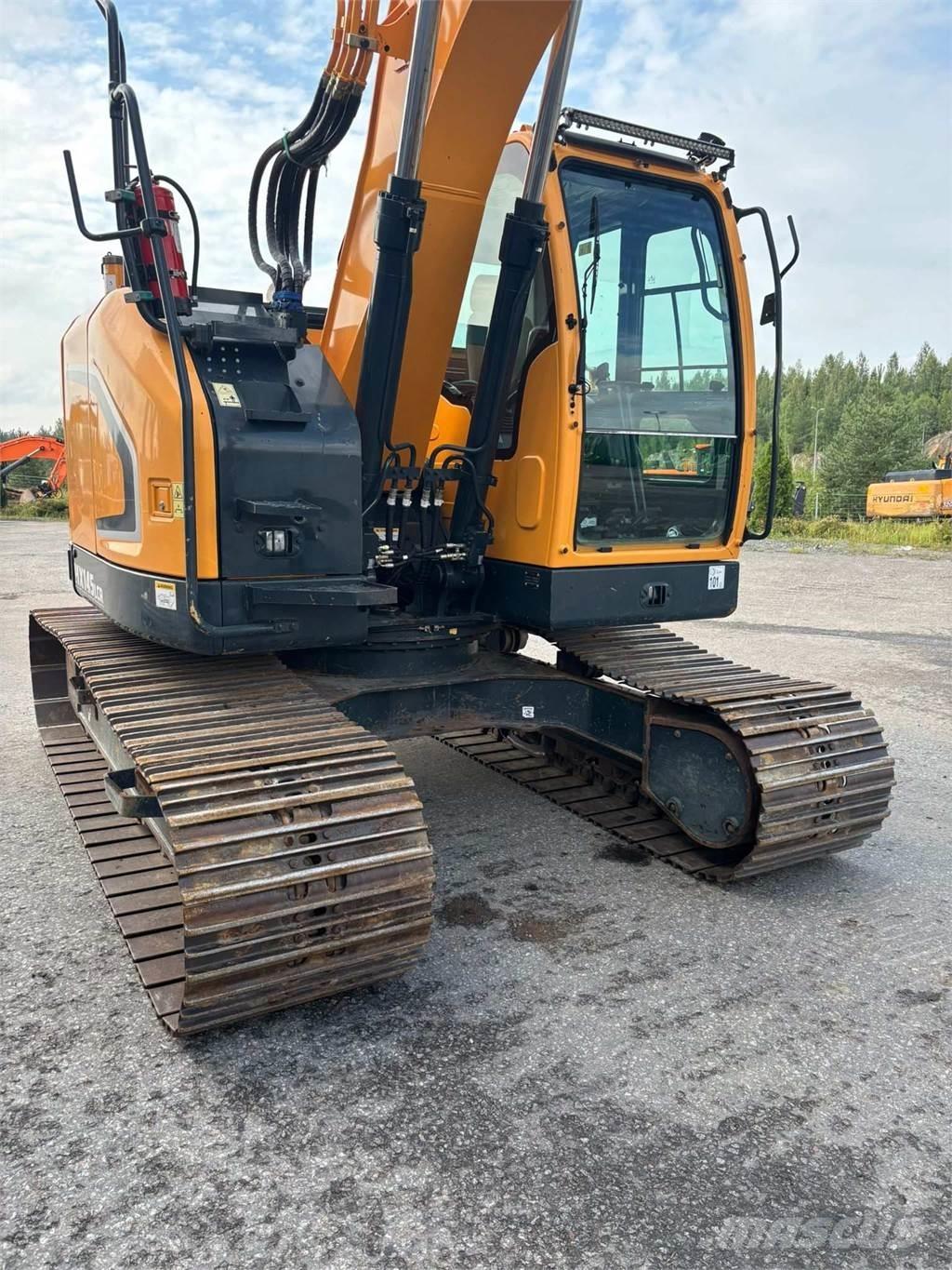 Hyundai HX145LCR Pelle sur chenilles