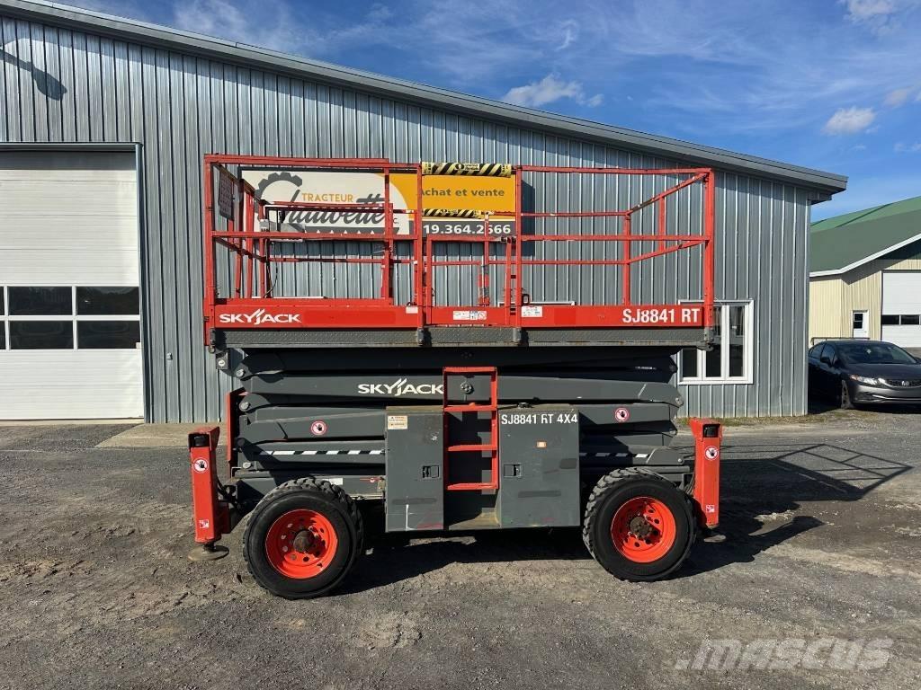 SkyJack SJ 8841 RT Nacelle ciseaux