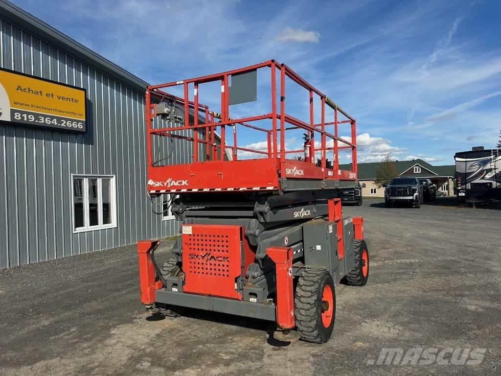 SkyJack SJ 8841 RT Nacelle ciseaux