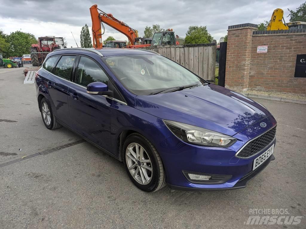 Ford Focus Voiture