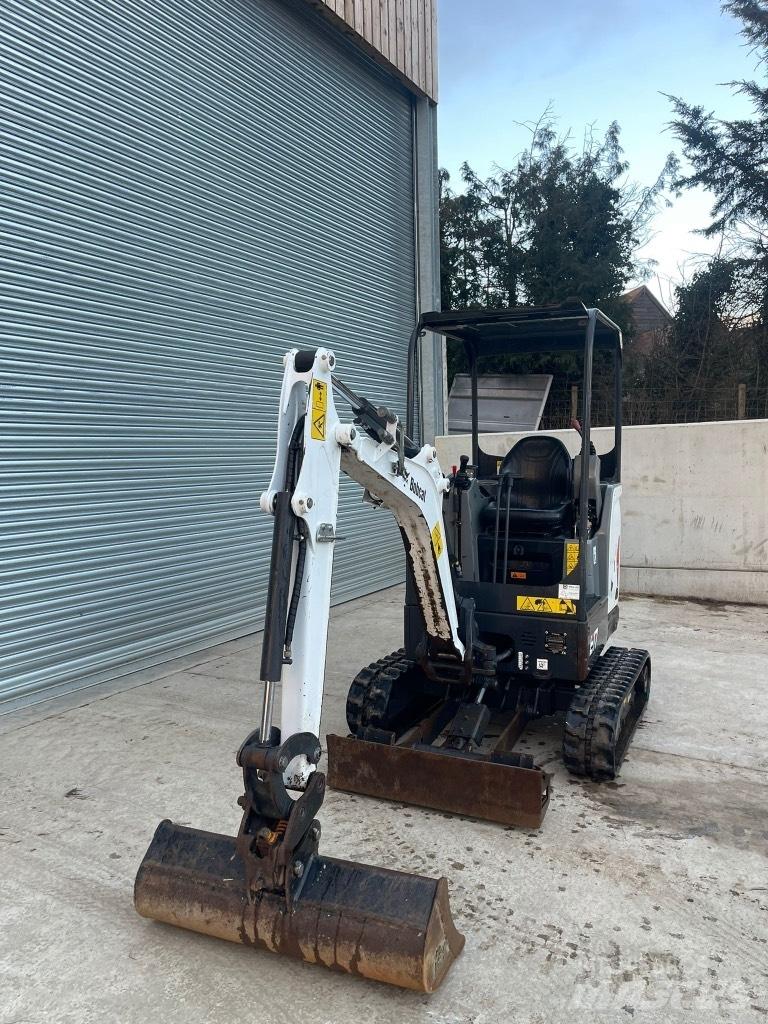 Bobcat E 17 Mini pelle < 7t