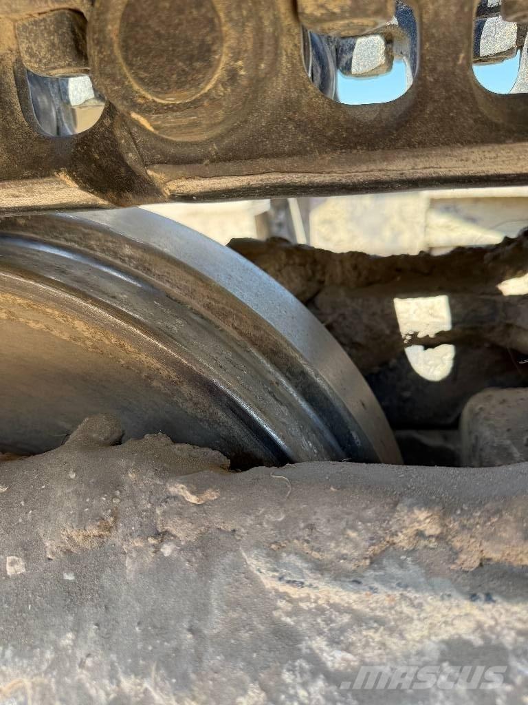 CAT 320 D Pelle sur chenilles