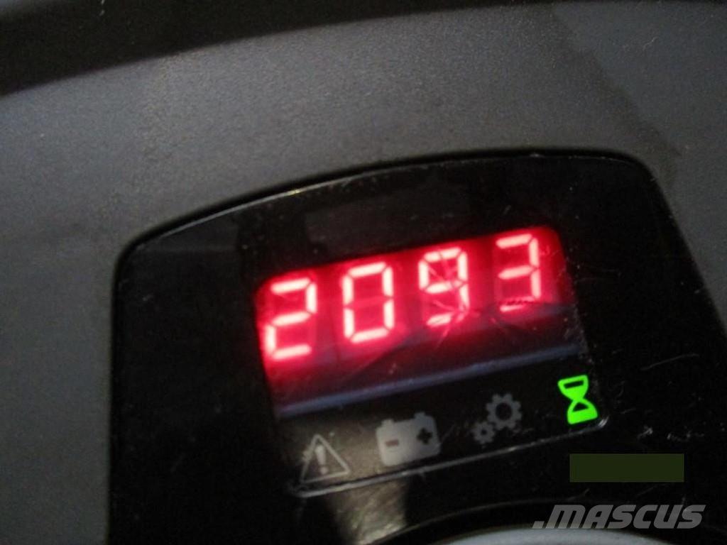 Toyota LPE200 Transpalette accompagnant porté debout