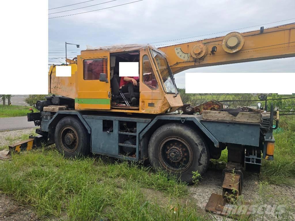 Tadano TR 160 M-2 Grues mobiles