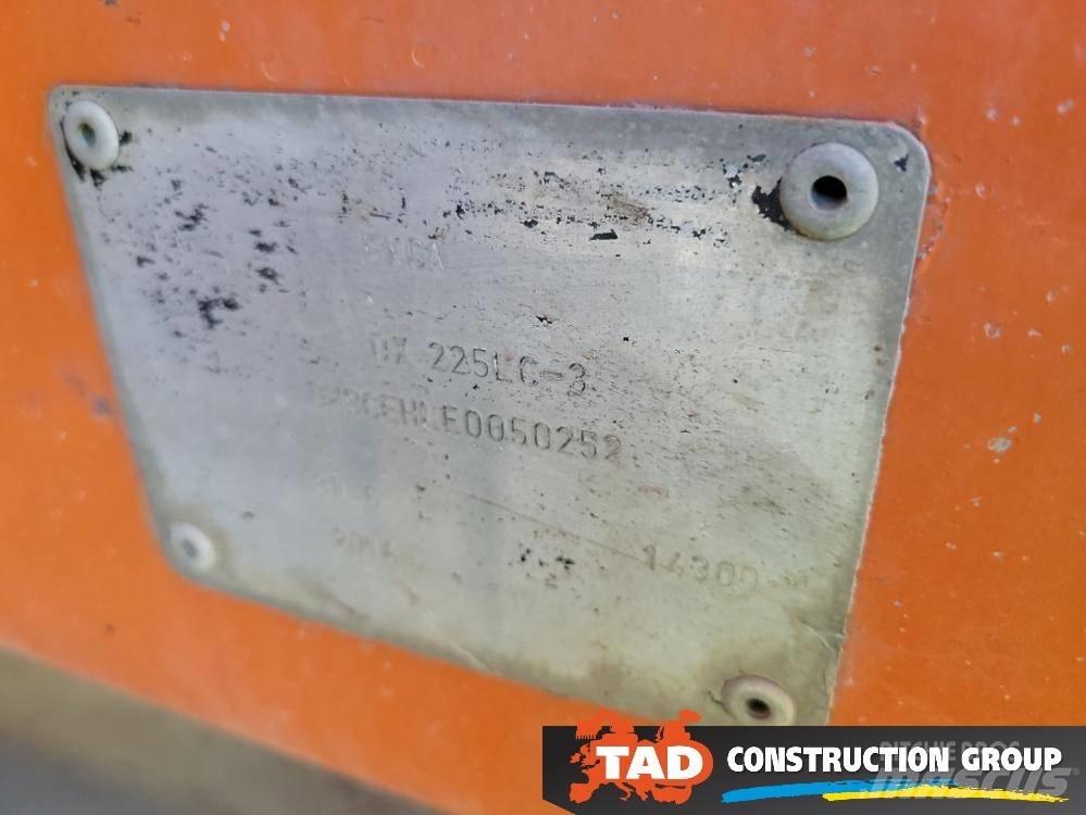 Doosan DX 225 LC-3 Pelle sur chenilles