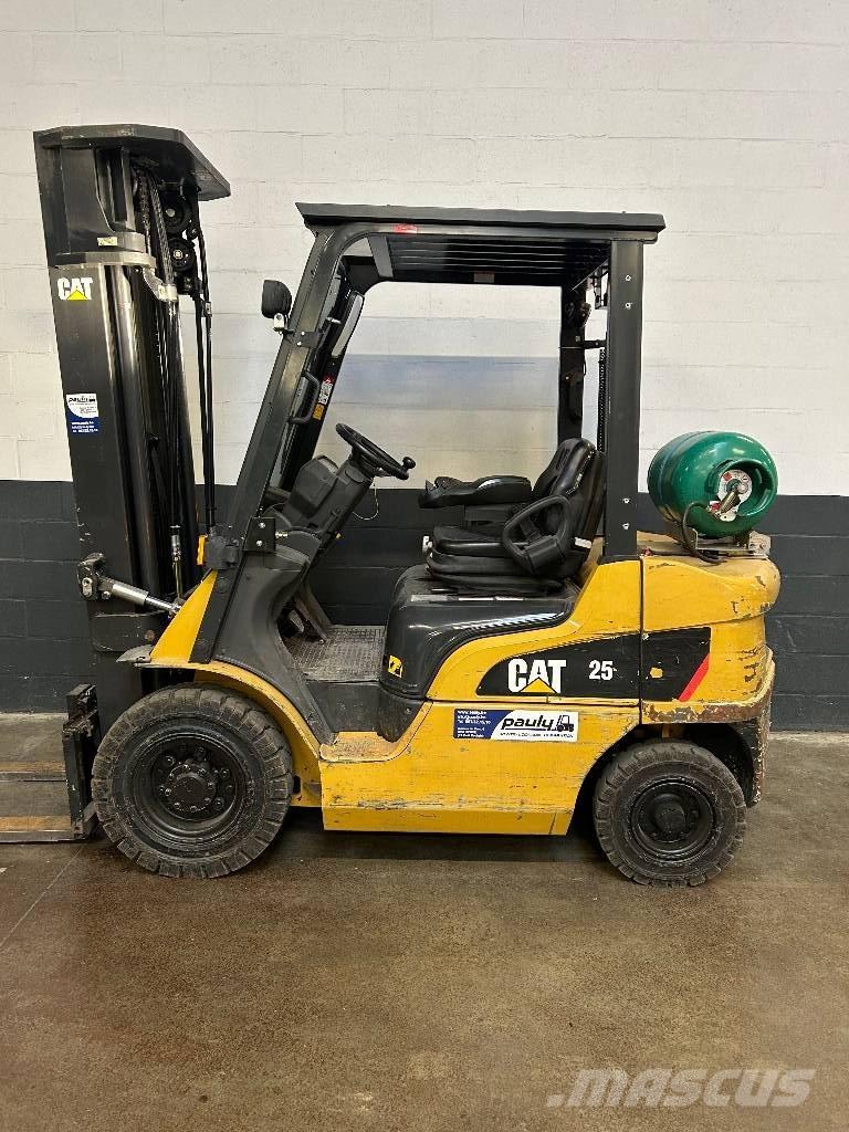 CAT GP 25 N Chariots GPL