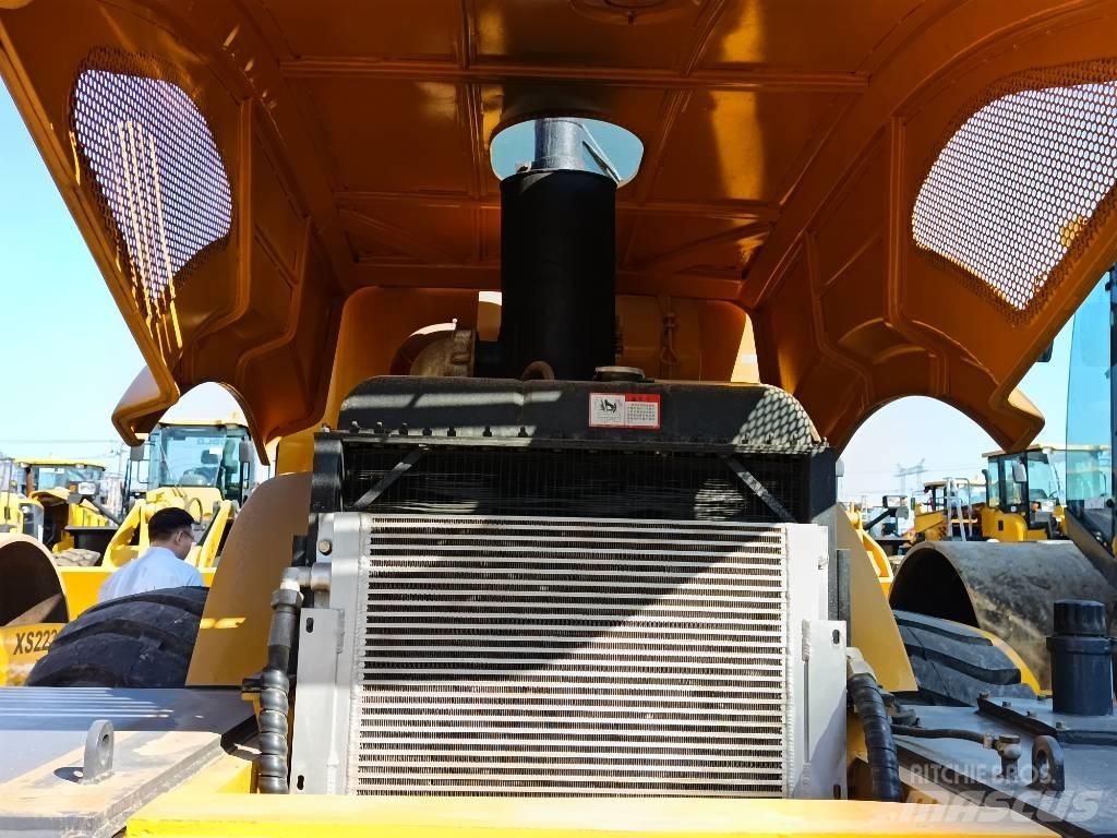 XCMG XS 223 J Rouleaux monocylindre