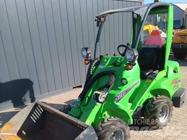 Avant 528 Chargeuse compacte