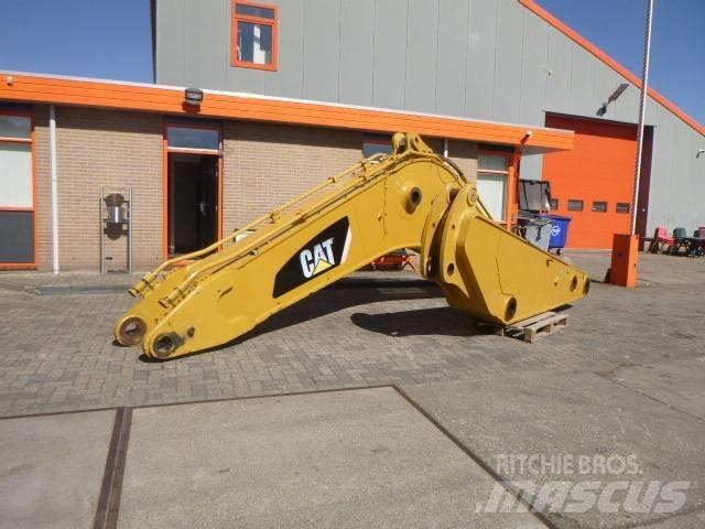 CAT 365CL Bras et Godet