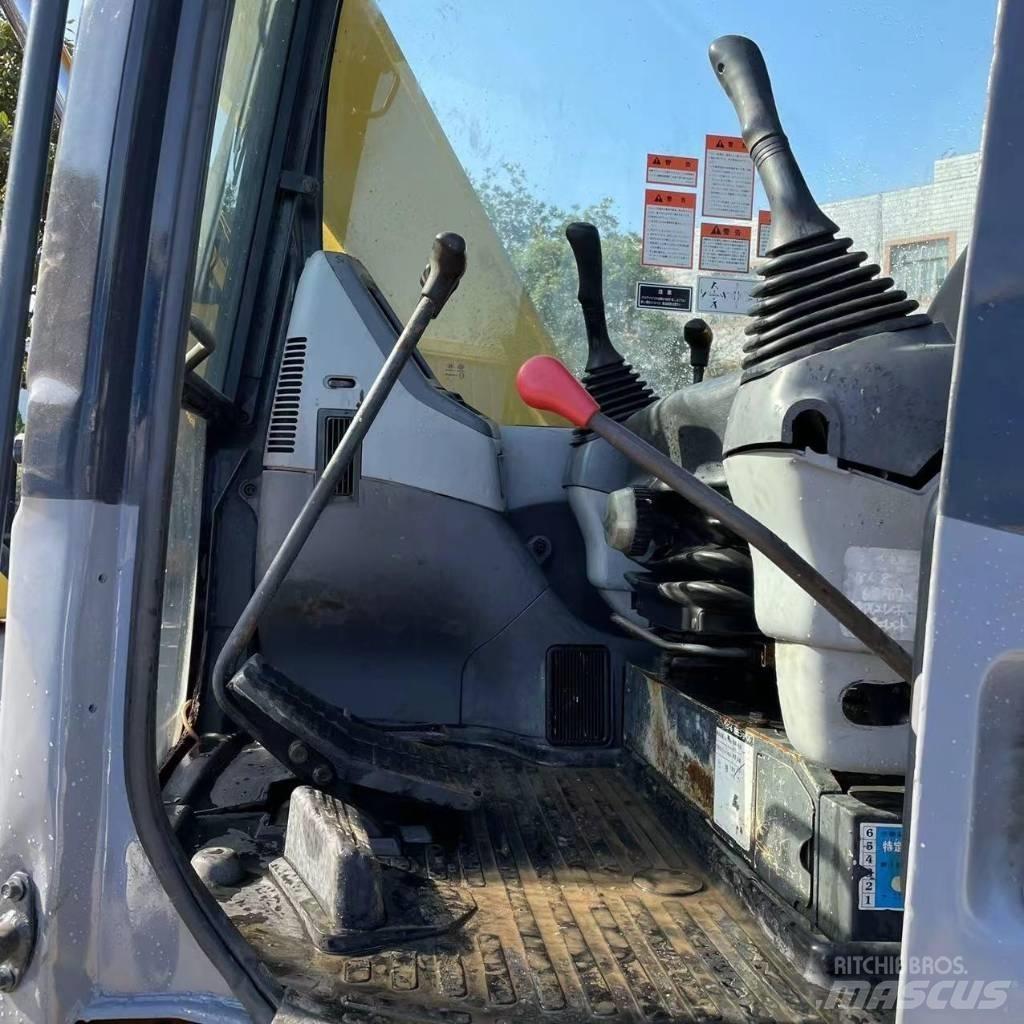 Komatsu PC 78 US Mini pelle < 7t