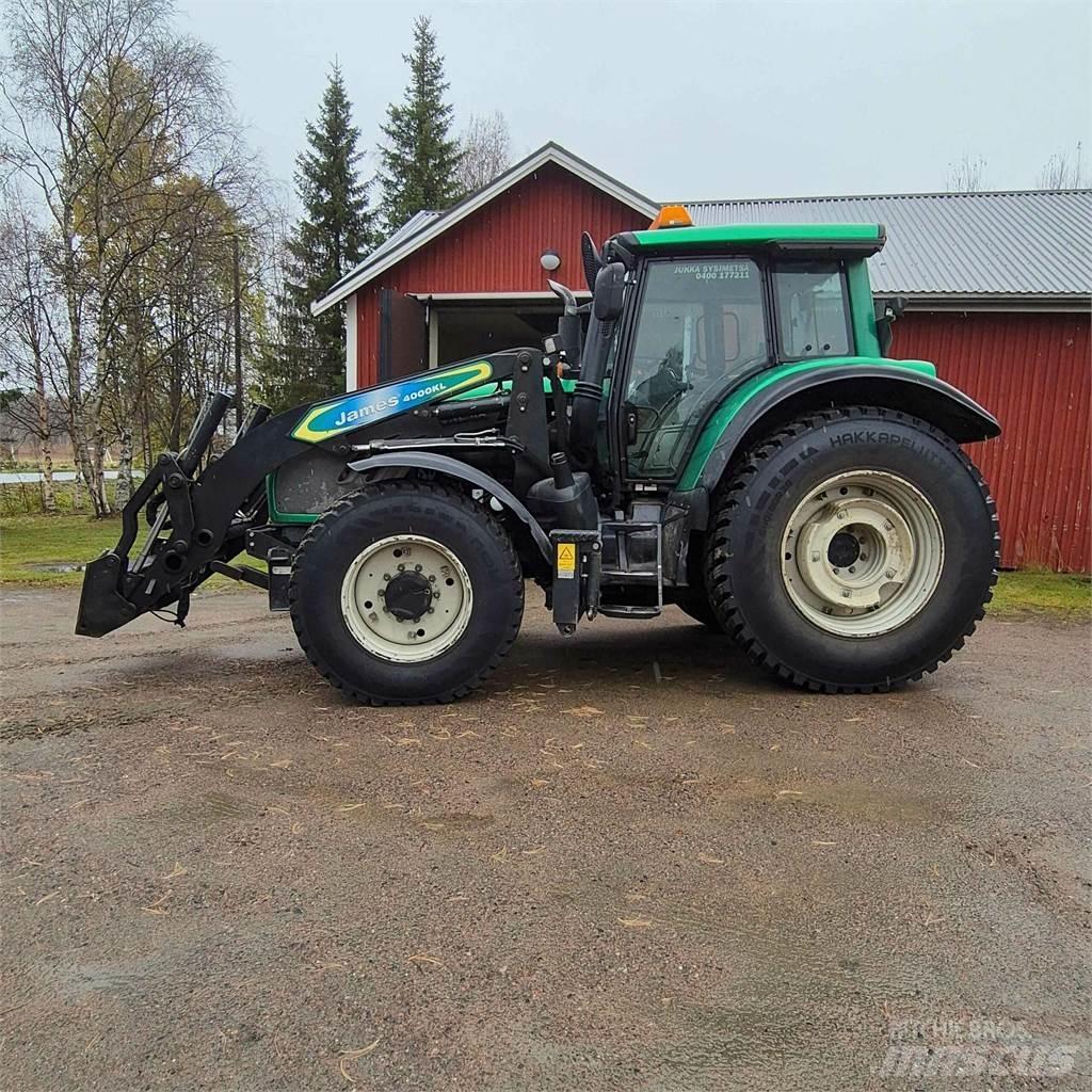 Valtra T182 Versu Tracteur