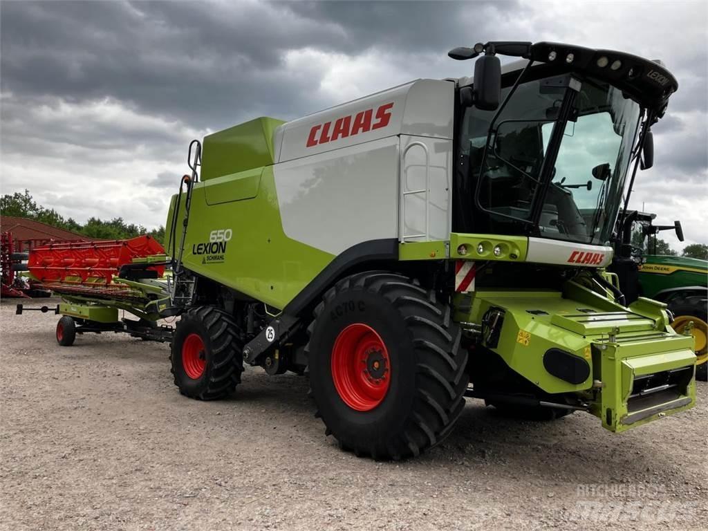 CLAAS Lexion 650 Moissonneuse batteuse
