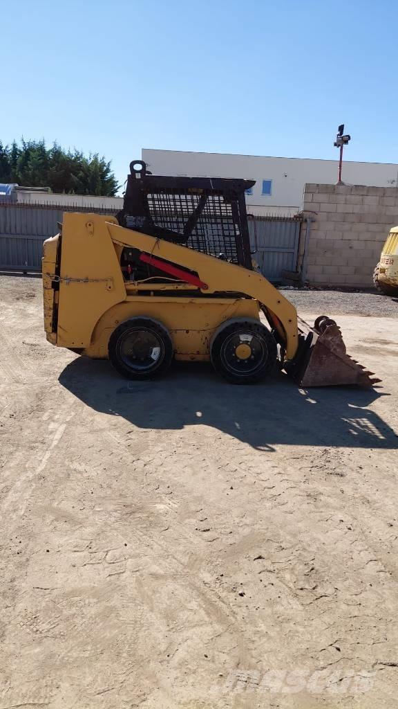 CAT 216 B Mini chargeuse