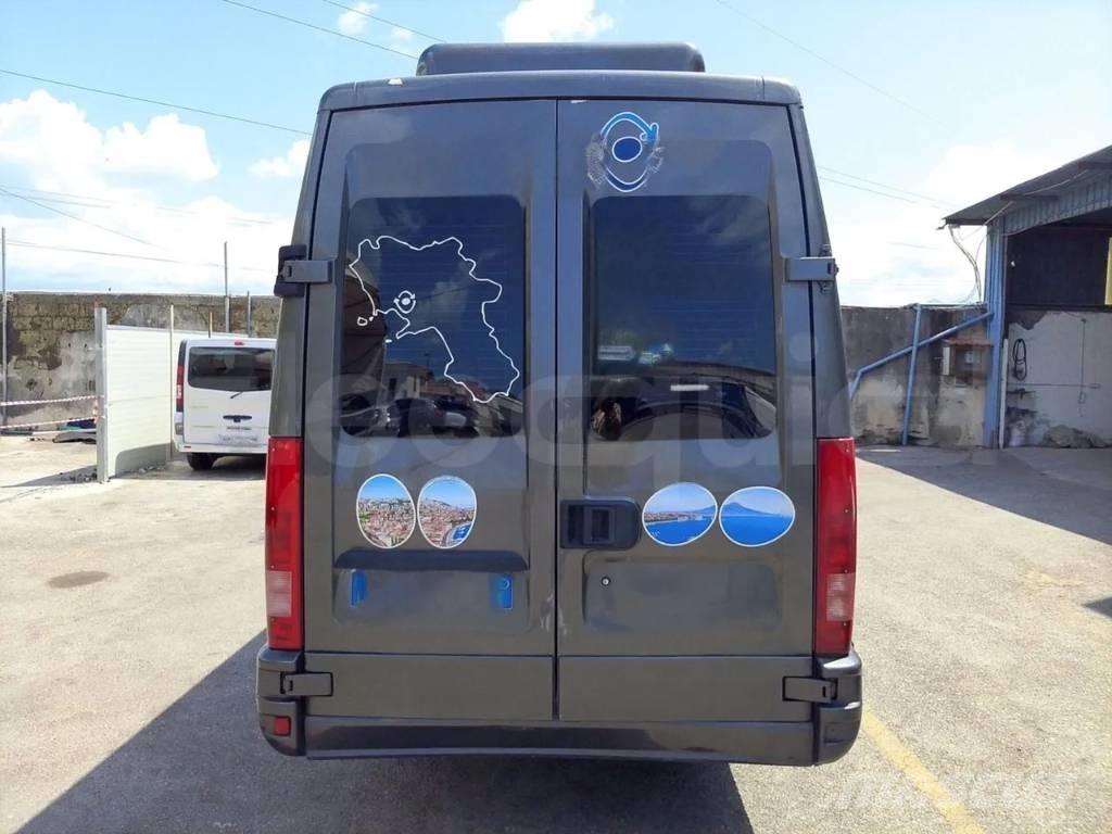 Iveco Daily Mini-bus