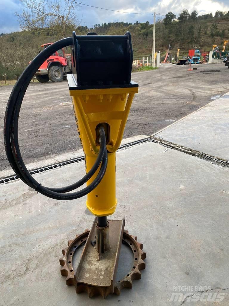 Montabert SD28 Marteau hydraulique
