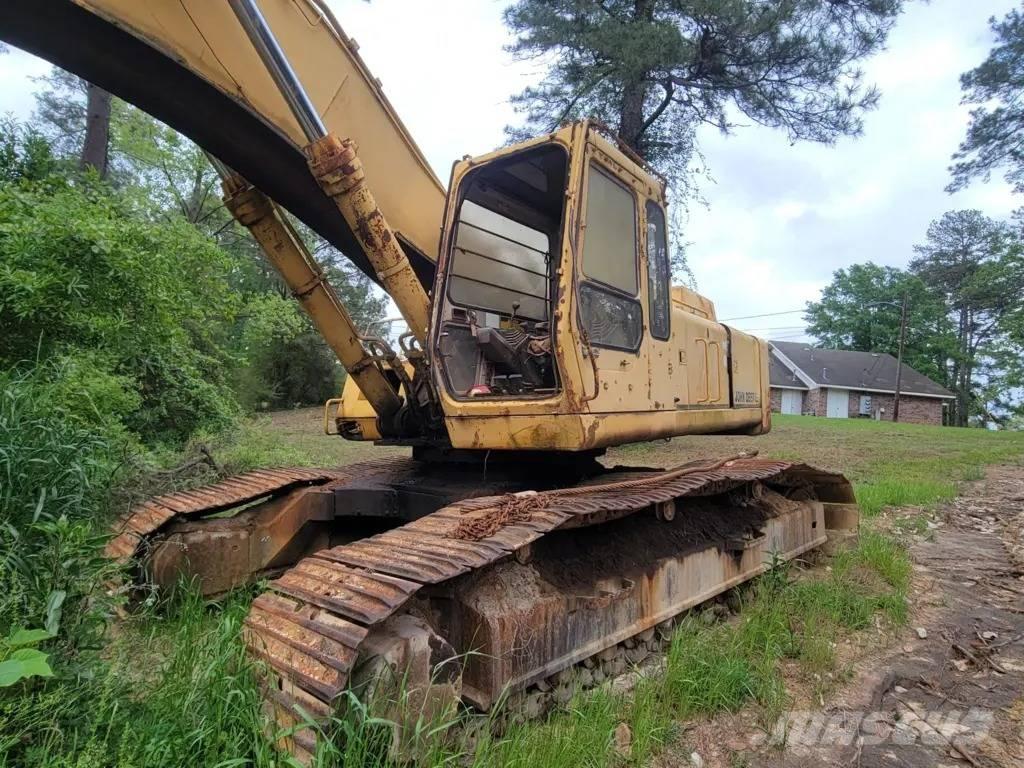 John Deere 992D Pelle sur chenilles