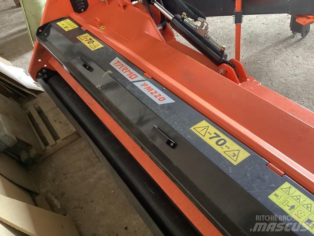 Tarmo PM 220 Broyeur / Gyrobroyeur / Epareuse