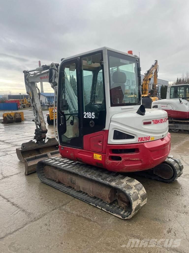 Takeuchi TB260 Mini pelle < 7t