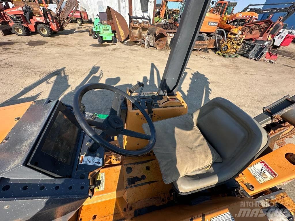 CASE 460 Trancheuse