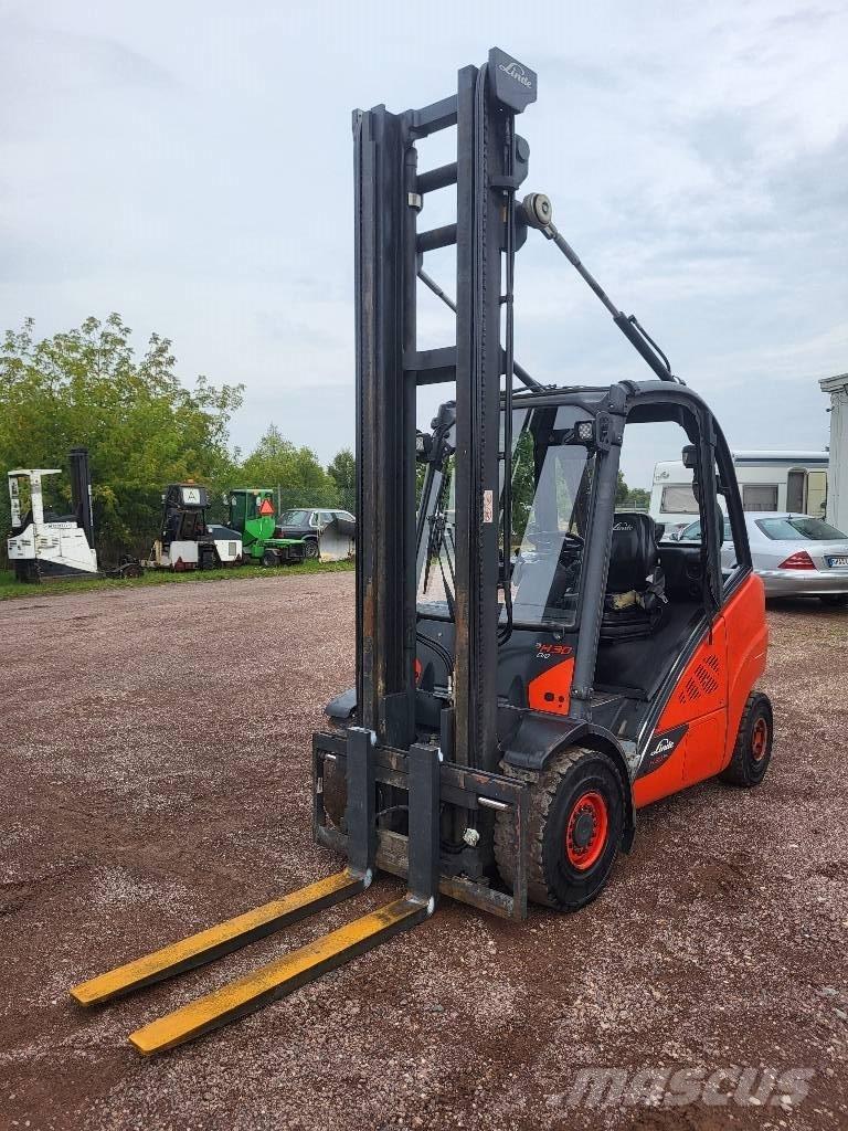 Linde H30D-02 EVO Chariots diesel
