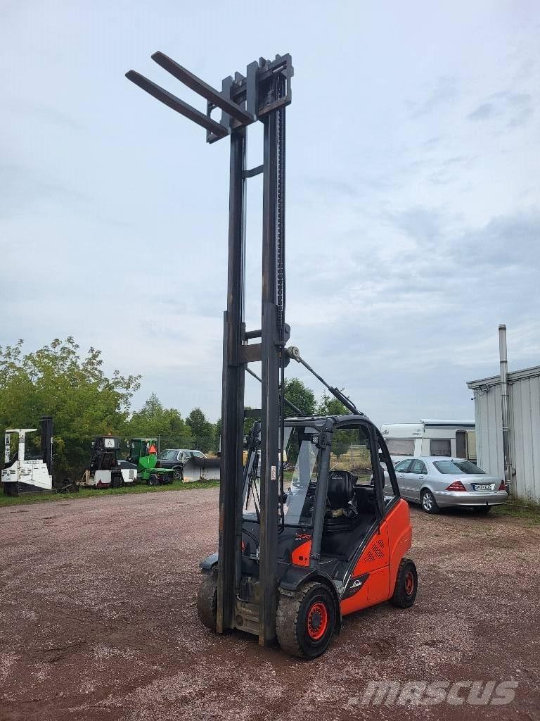 Linde H30D-02 EVO Chariots diesel