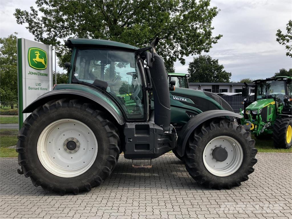 Valtra T174 Versu Tracteur