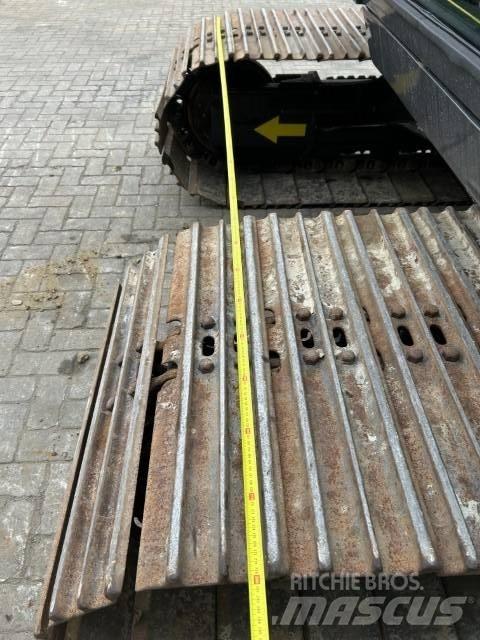 Hitachi Zaxis 130-3 Pelle sur chenilles