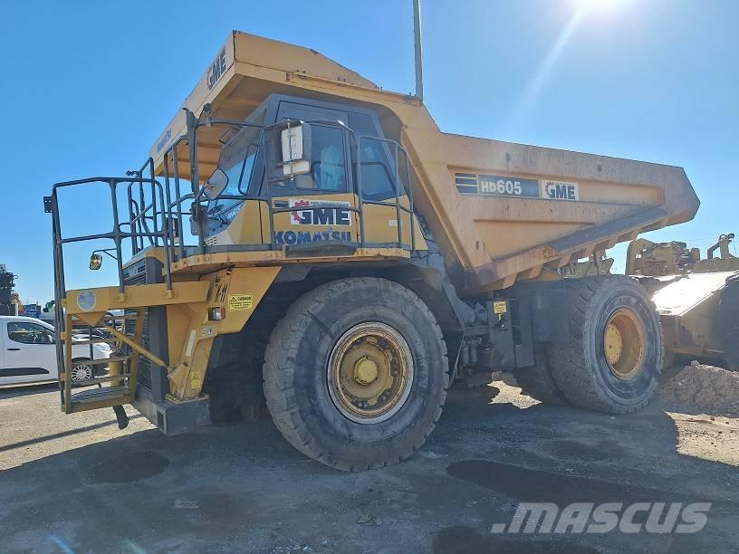 Komatsu HD605-7EO Tombereau rigide