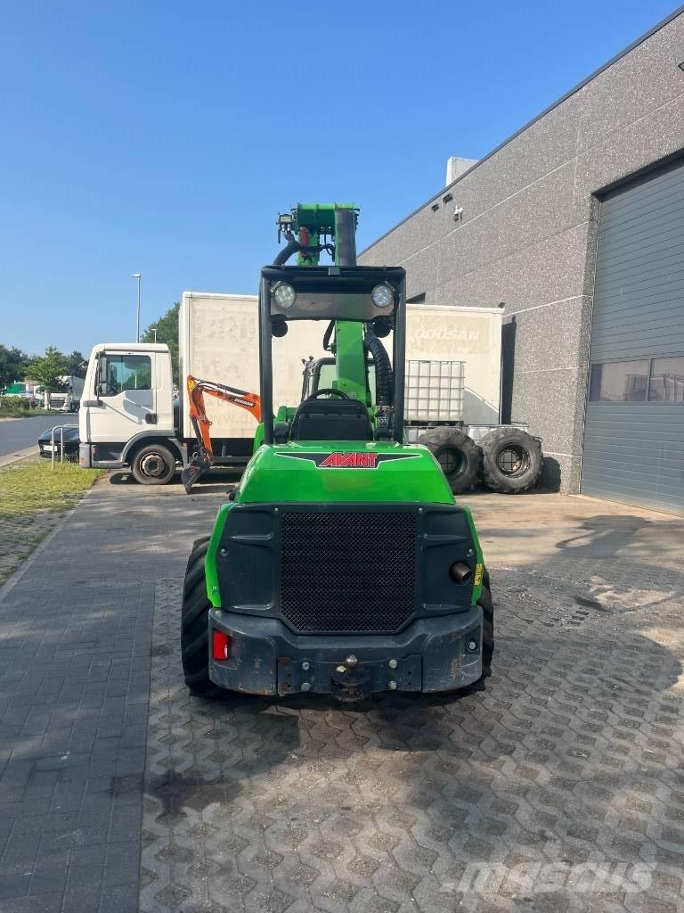 Avant 860 i Mini chargeuse