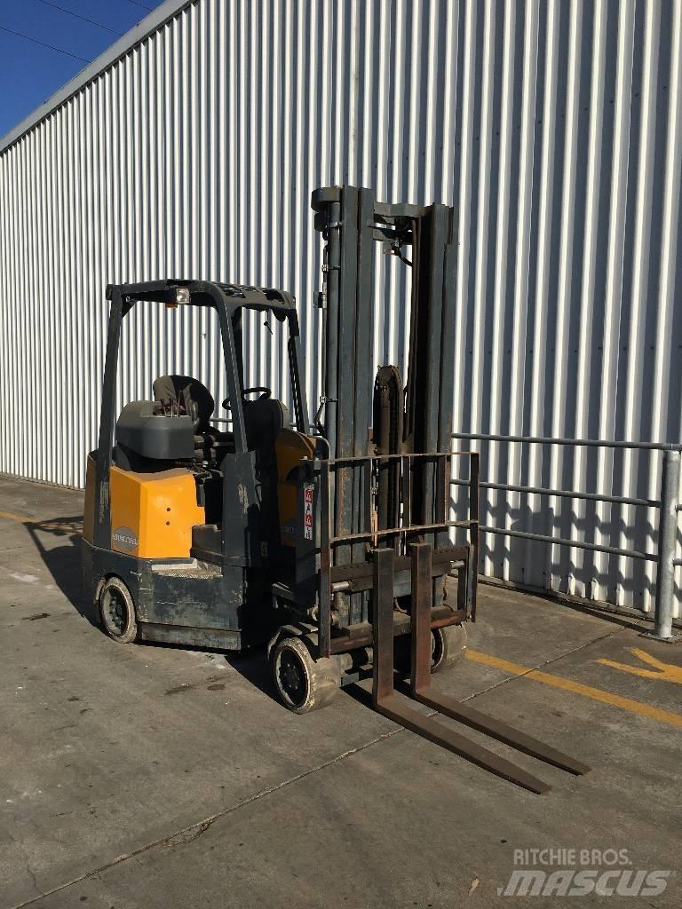 Aisle-Master 20SE Chariot élévateur étroit
