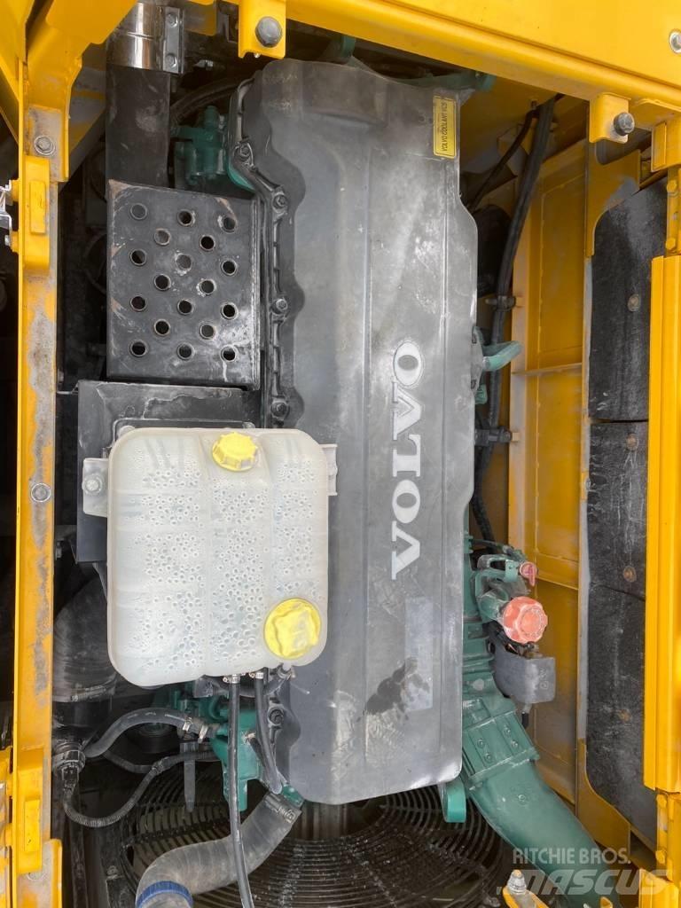 Volvo 480D Pelle sur chenilles