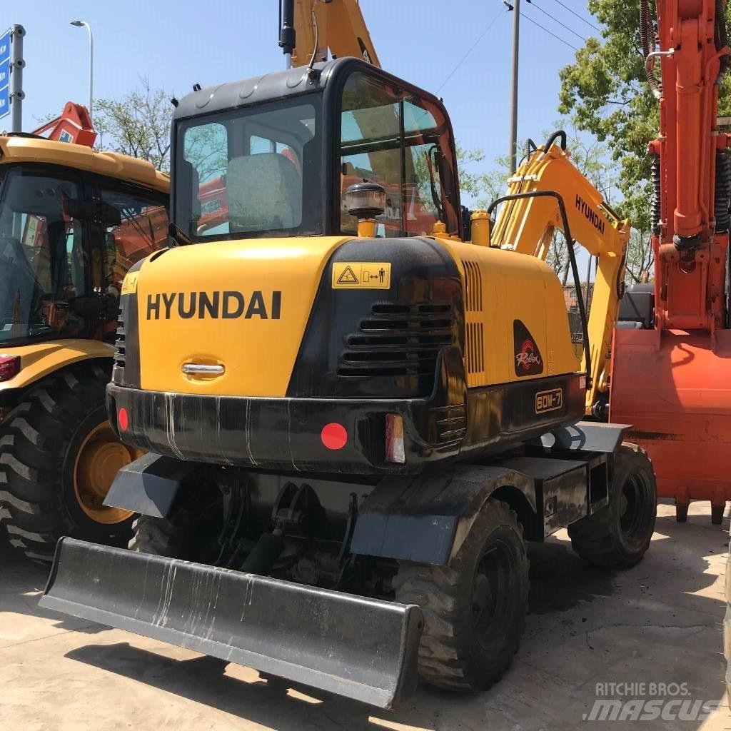 Hyundai Robex 60-7 Pelle sur pneus