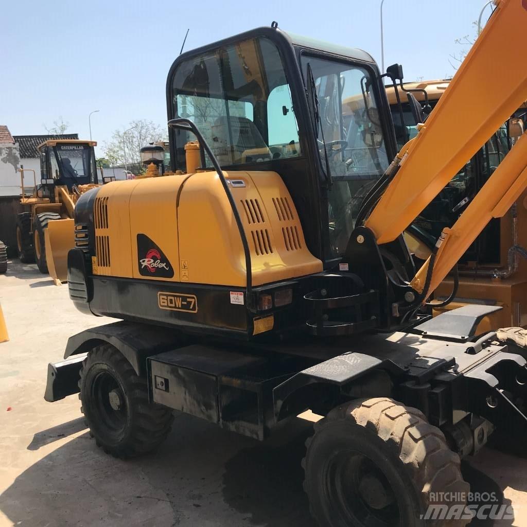 Hyundai Robex 60-7 Pelle sur pneus
