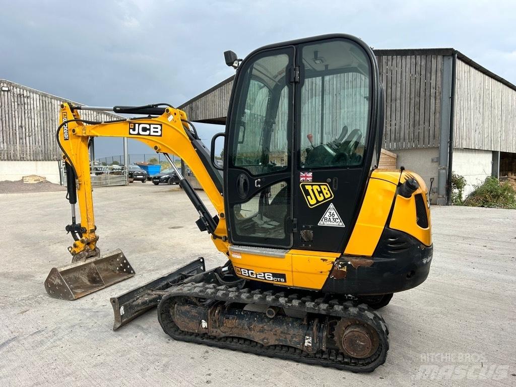 JCB 8026 CTS Mini pelle < 7t