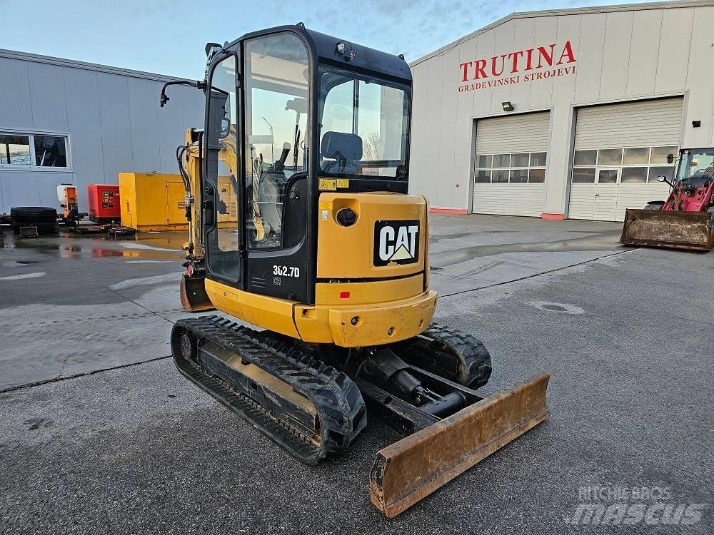 CAT 302.7 D CR Mini pelle < 7t