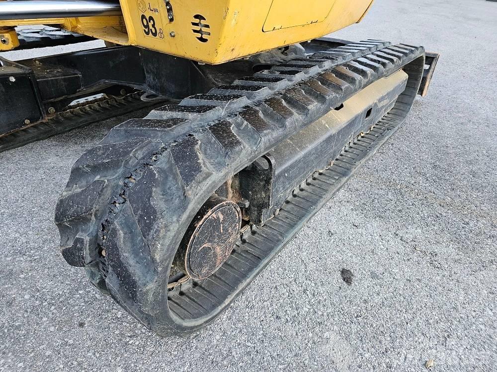 CAT 302.7 D CR Mini pelle < 7t