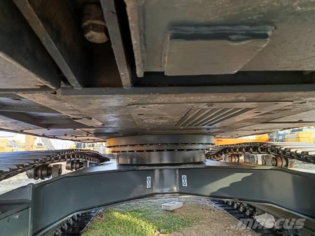 Hyundai 220-9s Pelle sur chenilles