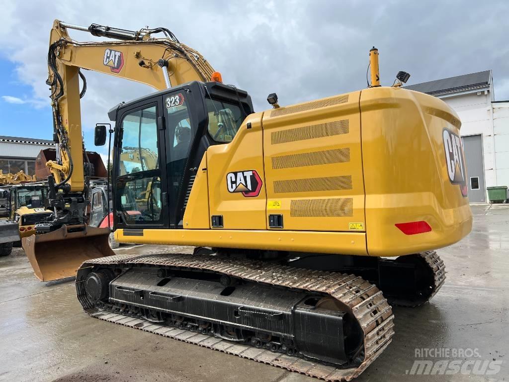 CAT 323 Next Gen Pelle sur chenilles