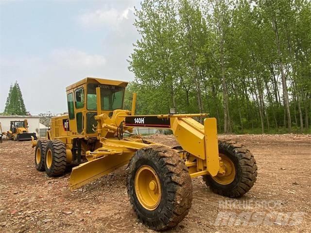 CAT 140 H Niveleuse