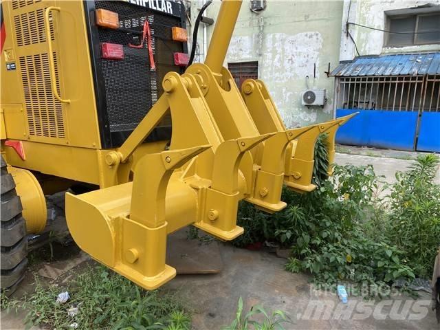 CAT 140 H Niveleuse