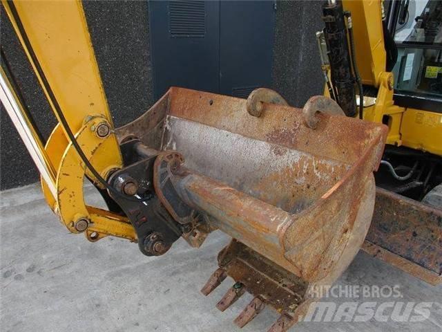 CAT 305.5 Mini pelle < 7t