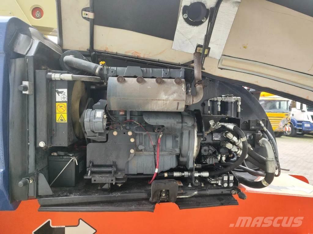 JLG 860 SJ Nacelles télescopiques