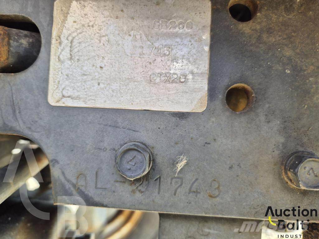 Hitachi CTX20 Tracteur