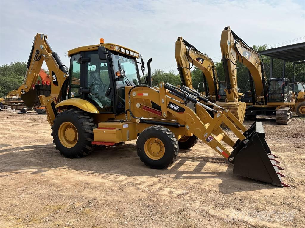 CAT 420 F2 Tractopelle