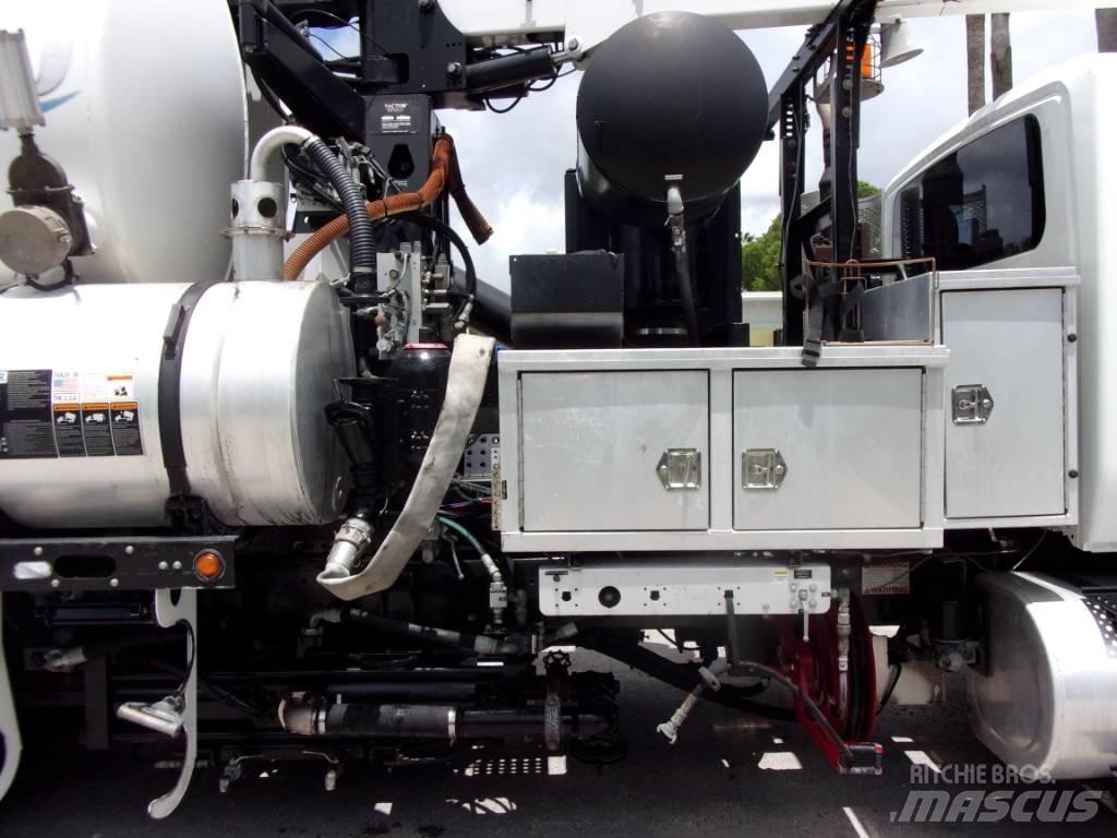 International 7500 Camion aspirateur, Hydrocureur